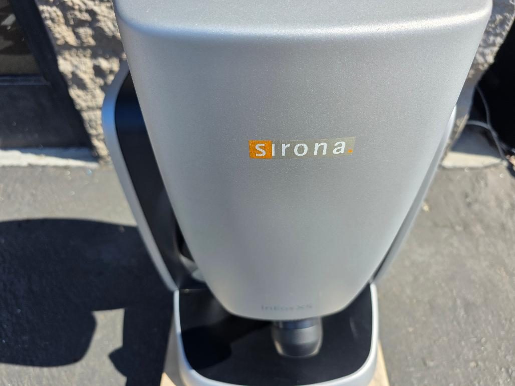 Sirona inEos X5 Scanner